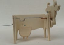 Werkaufgabe mit Werkstoff Holz:   Kuh mit Kurbelwelle