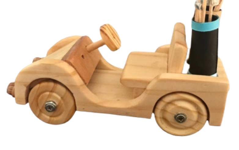 Golfbuggy aus Holz